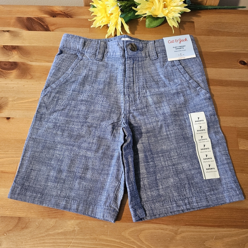Cat & Jack - Boys' Flat Front 'Above The Knee' Chambray Shorts Size 7 - Picture 13 of 14